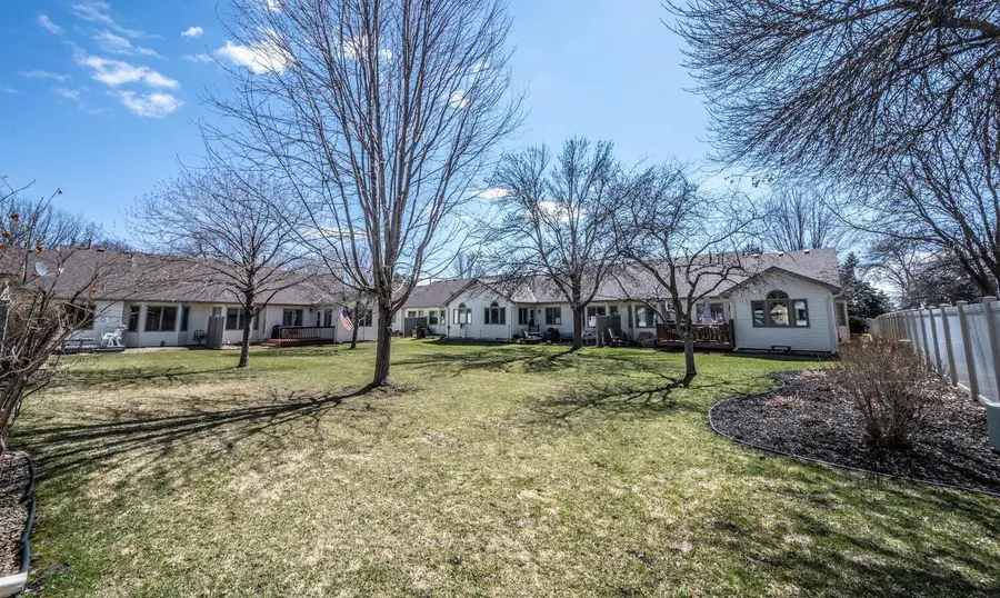 197 Hickory Street W, Farmington, MN 55024 - #3