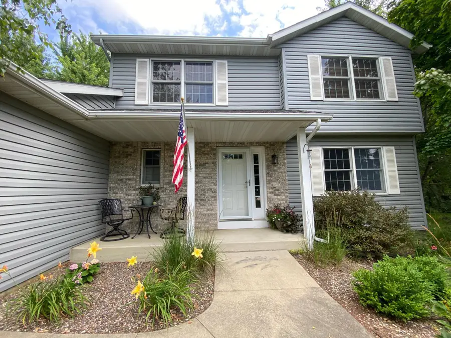 340 Perry Court, Zumbrota, MN 55992 - #2