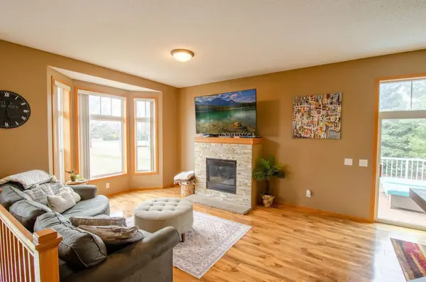 20077 Holt Avenue W, Lakeville, MN 55044