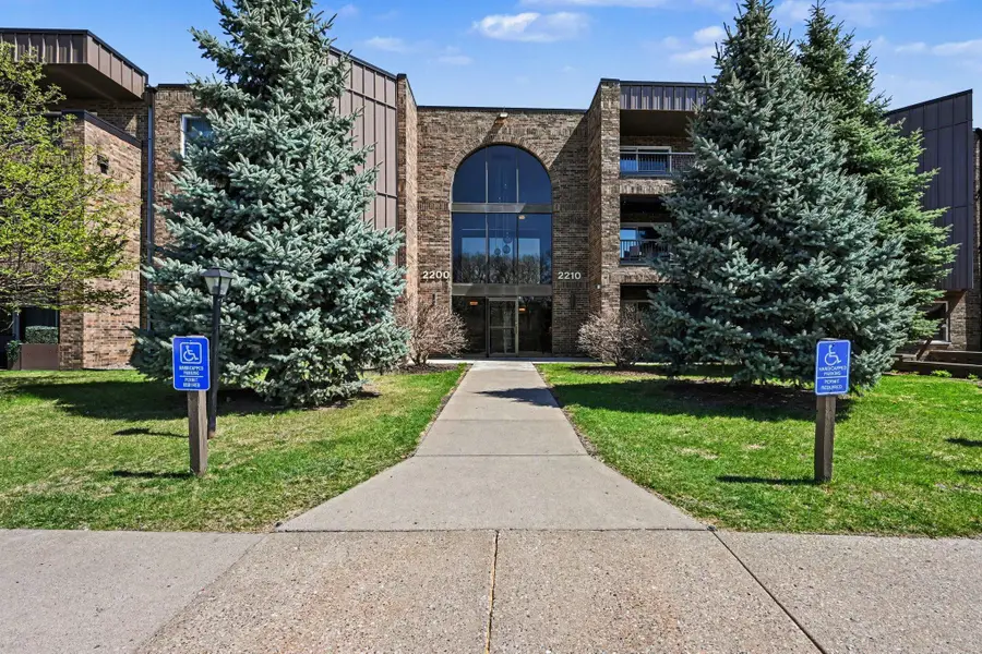 2200 Midland Grove Road #310, Roseville, MN 55113 - #2