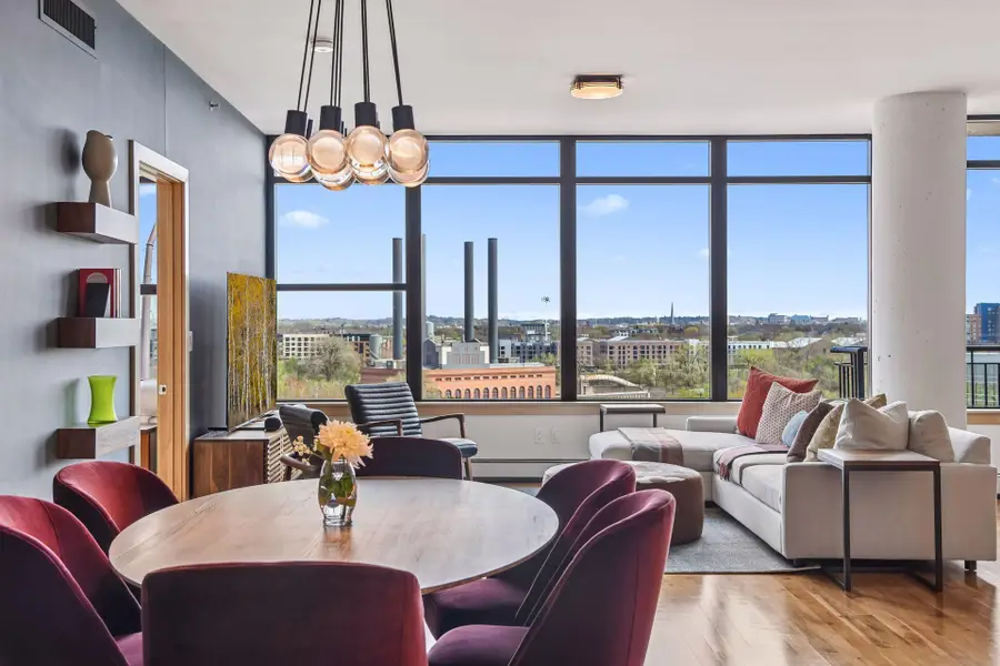 215 10th Avenue S #708, Minneapolis, MN 55415 - #2