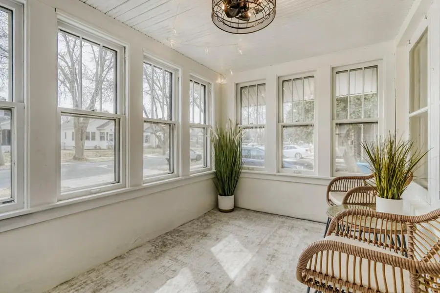 967 Cherokee Avenue, Saint Paul, MN 55118 - #3