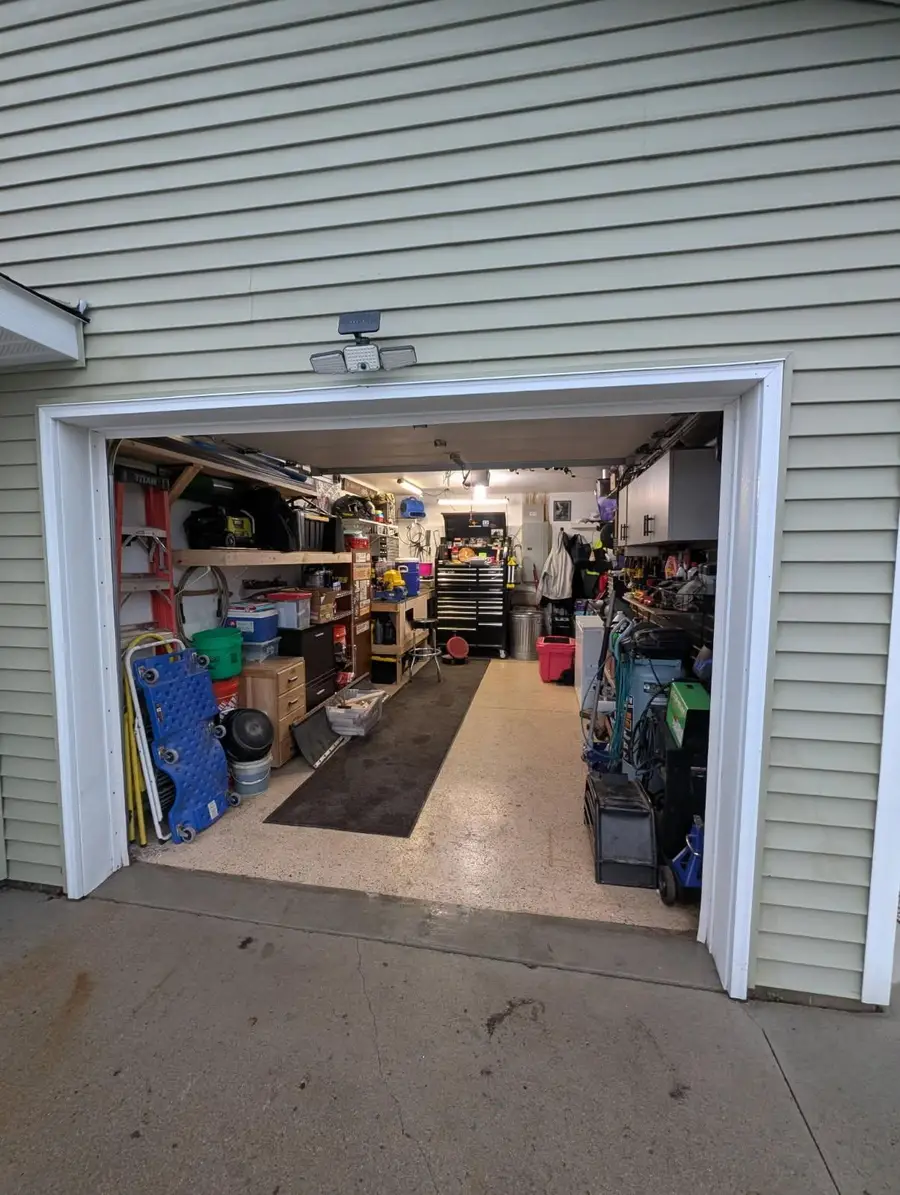 303 Quince Street Sw #B, New London, MN 56273 - #3