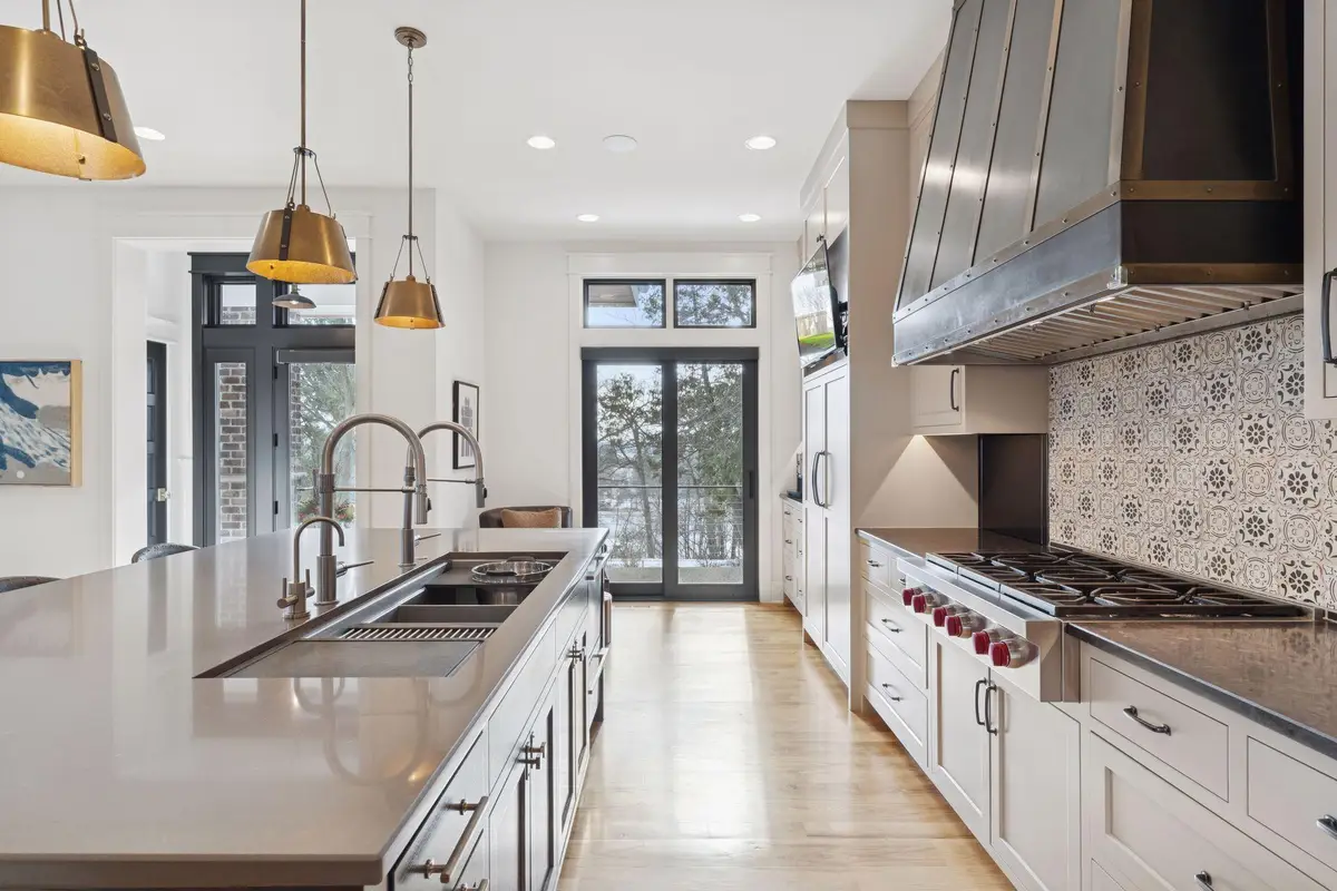 373 Park Street E, Wayzata, MN 55391 - #1