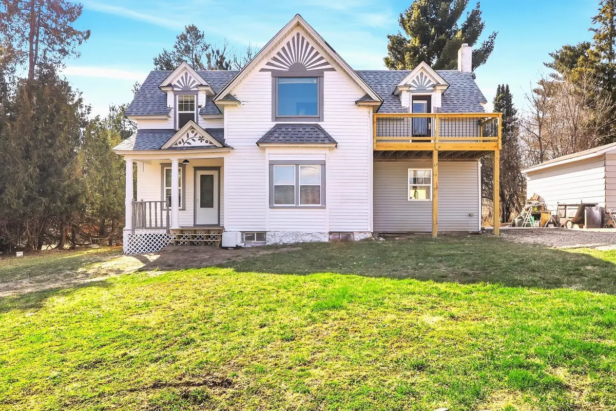 3519 County Road 5 Ne, Isanti, MN 55040 - #1