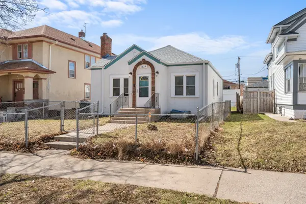 1523 Queen Avenue N, Minneapolis, MN 55411