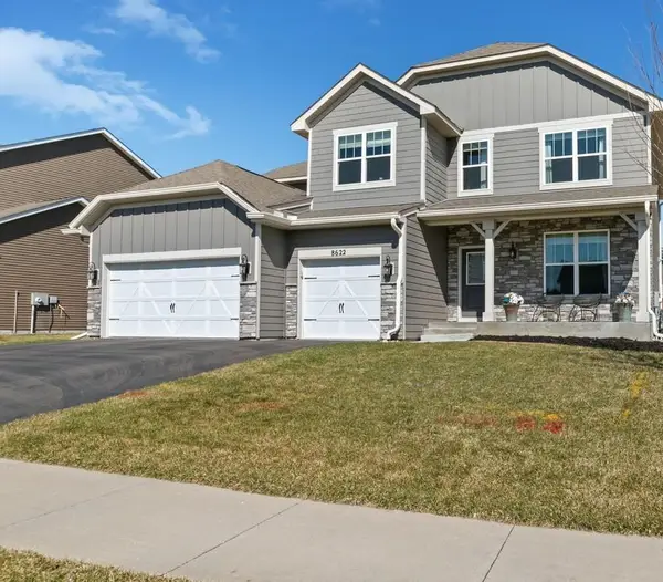 8622 Platinum Cove, Saint Paul, MN 55129