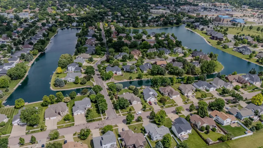 2804 32nd Street S, Fargo, ND 58103 - #3