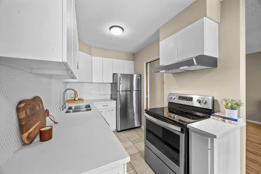 2928 Dean Parkway #3E, Minneapolis, MN 55416 - #3