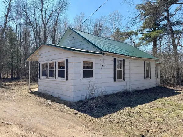 475 3rd Avenue S, Isle, MN 56342