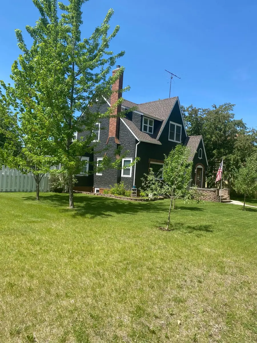 411 2nd Street Sw, Wadena, MN 56482 - #3