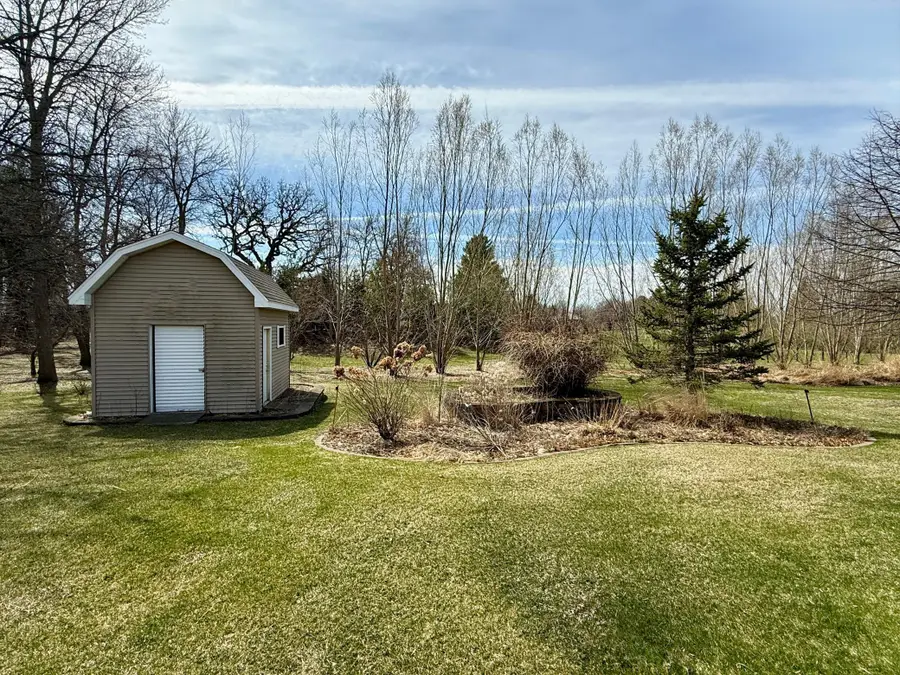 2733 Campus Lane, Albert Lea, MN 56007 - #3