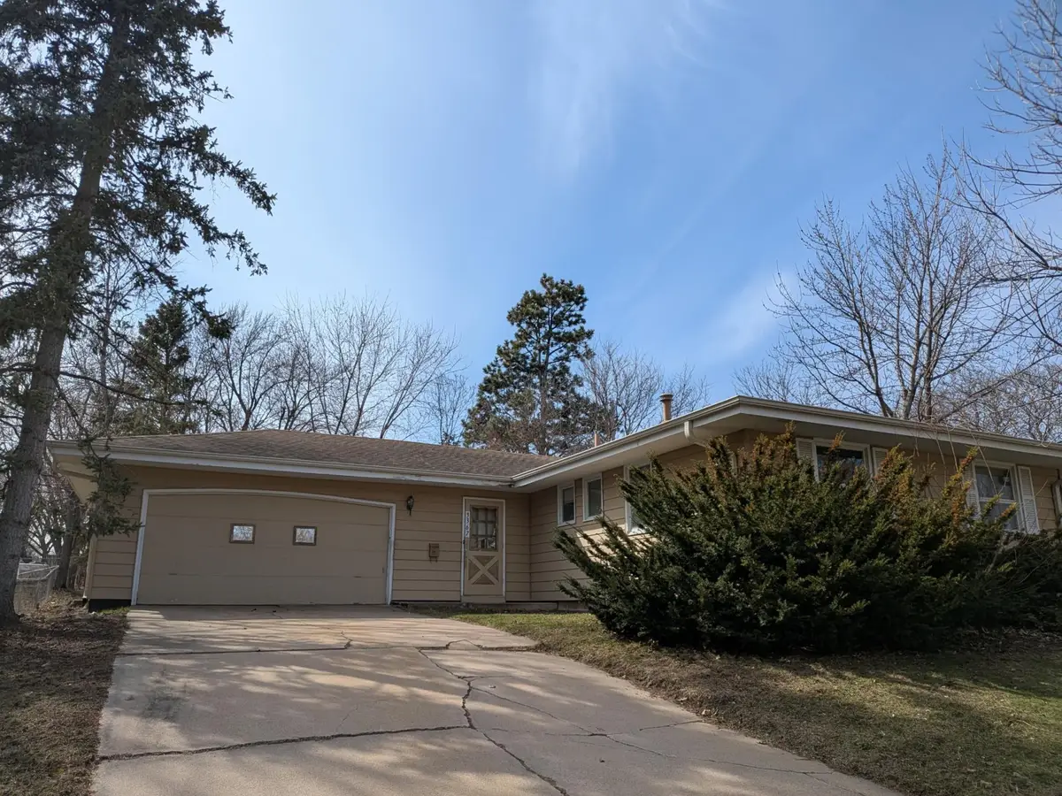 3367 Xylon Avenue N, Minneapolis, MN 55427 - #1
