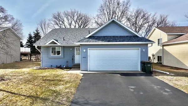 1621 Forest Glen Circle, Saint Augusta, MN 56301