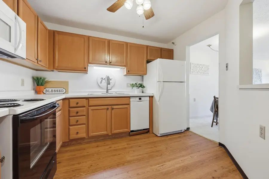 500 County Road B #103, Roseville, MN 55113 - #3