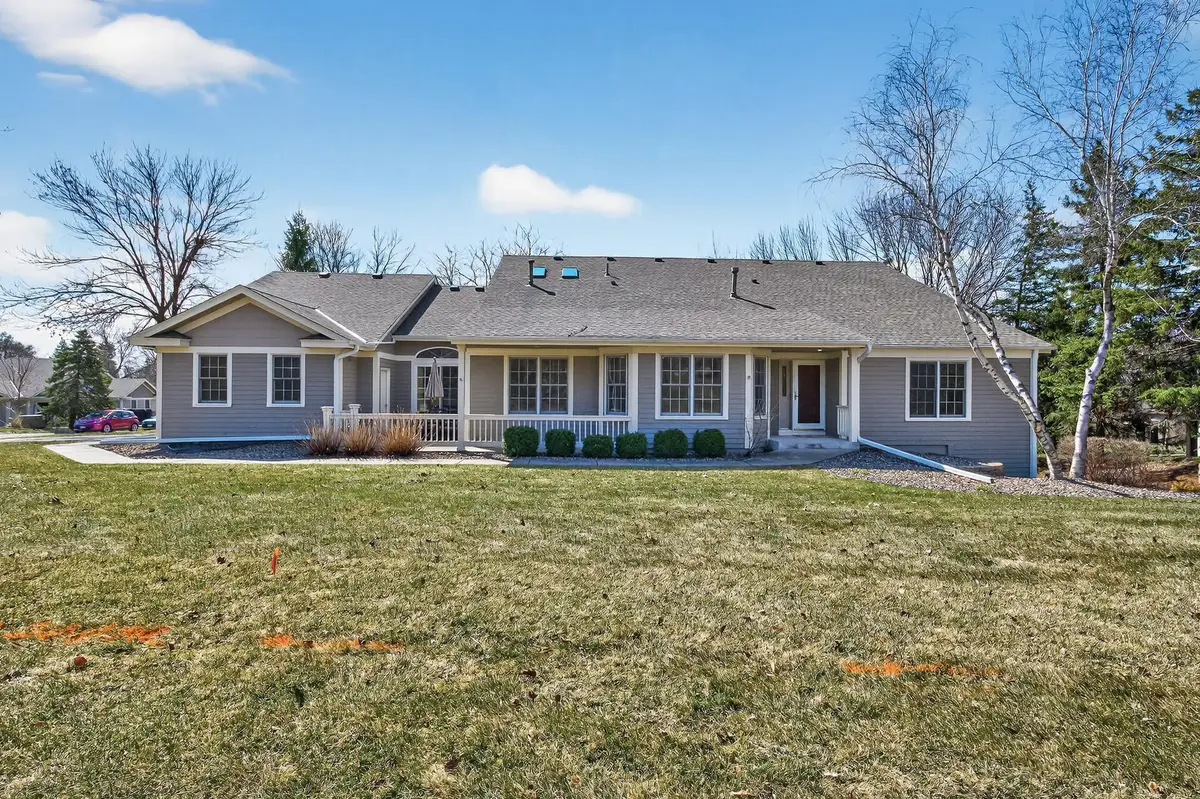 1692 Kerry Lane, Woodbury, MN 55125 - #1