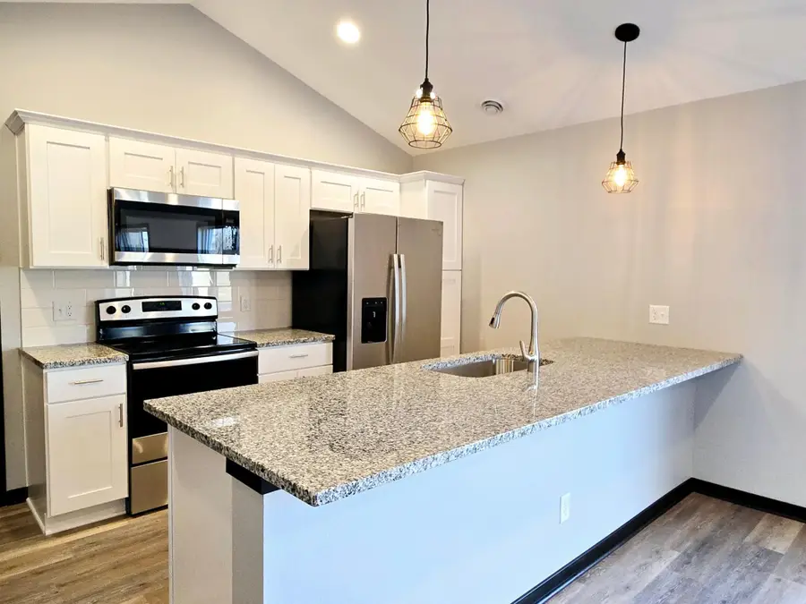 2025 Clark Street, Saint Peter, MN 56082 - #3