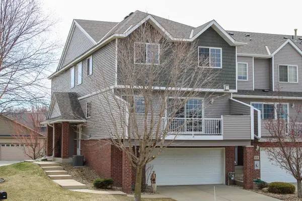 610 Shardlow Lane Ne, Byron, MN 55920