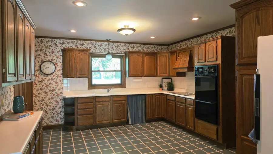 535 W 1st Street, Cottonwood, MN 56229 - #2