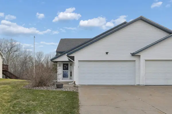 409 Dakota Court N #A, Woodville, WI 54028