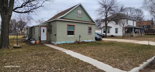 131 E Schlieman Avenue, Appleton, MN 56208