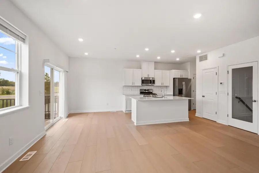 3489 Trails End Circle, Eagan, MN 55123 - #3