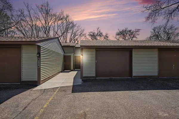 2030 103rd Avenue Nw, Minneapolis, MN 55433