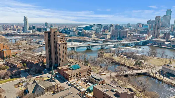 110 Bank Street Se #L201, Minneapolis, MN 55414