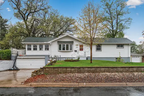 556 53 1/2 Avenue Ne, Fridley, MN 55421