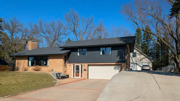 1308 Ridgeview Drive, Montevideo, MN 56265