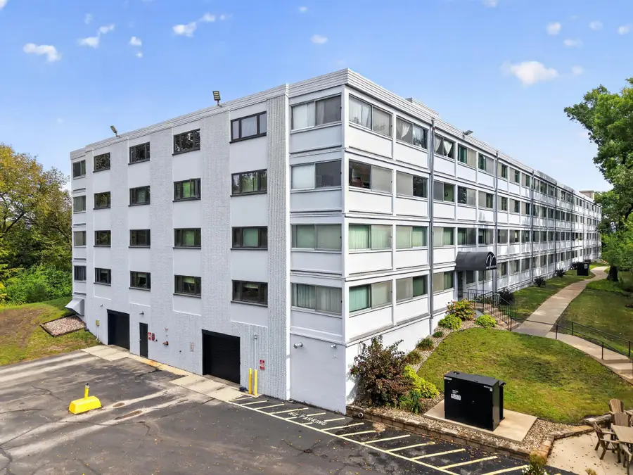 2100 Valkyrie Drive Nw #201, Rochester, MN 55901 - #3