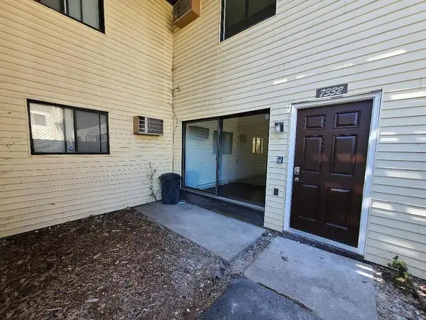 7332 72nd Lane N, Minneapolis, MN 55428