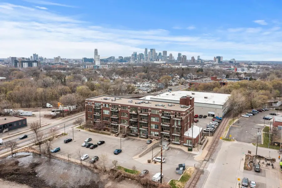 1901 E Hennepin Avenue #301, Minneapolis, MN 55413 - #2