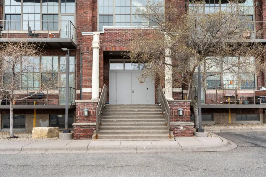 1901 E Hennepin Avenue #301, Minneapolis, MN 55413 - #3