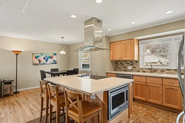 1925 Morgan Avenue, Saint Paul, MN 55116 - #2