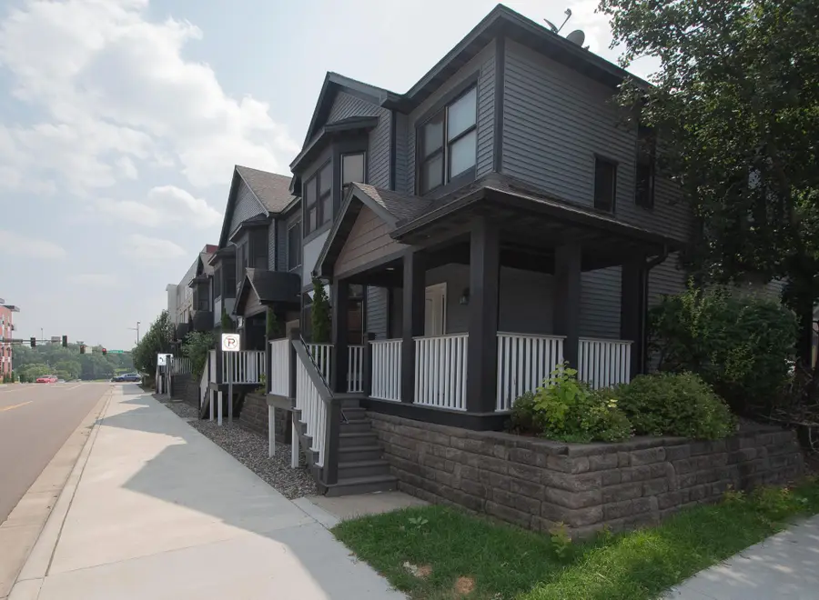 3919 36th Avenue N, Minneapolis, MN 55422 - #2