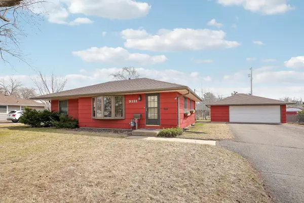 9131 12th Avenue S, Minneapolis, MN 55425