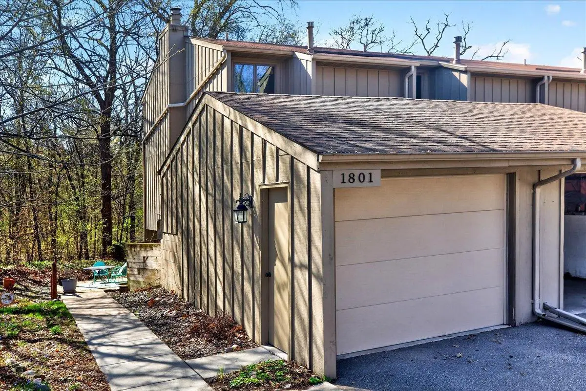 1801 Yuma Lane N, Plymouth, MN 55447 - #1