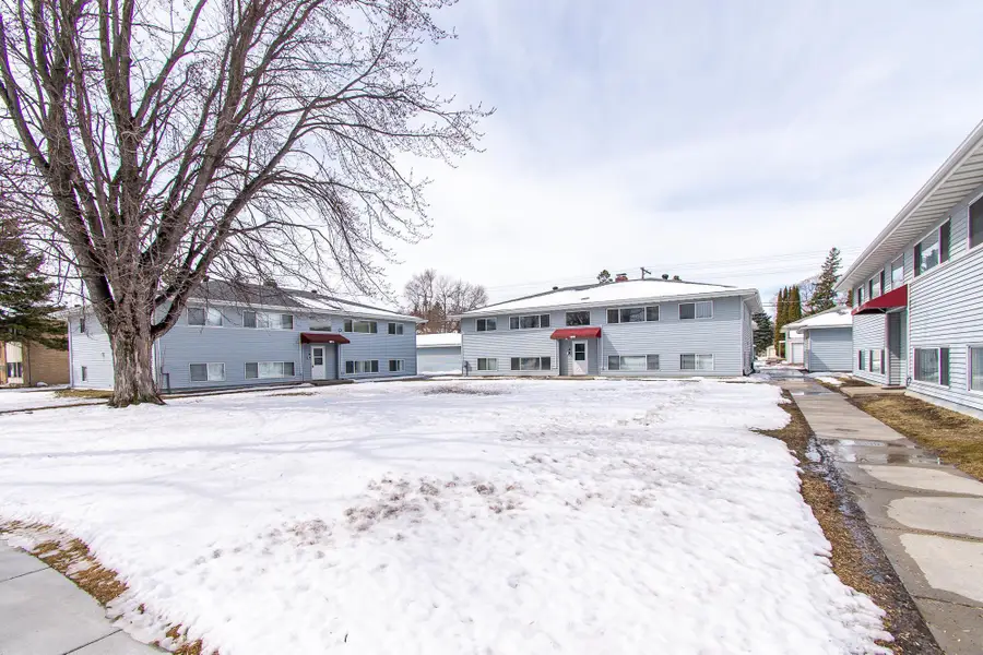 1809 13 1/2 Street S, Fargo, ND 58103 - #2