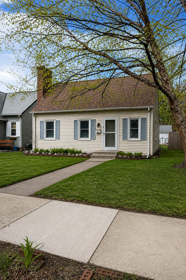 4211 Russell Avenue N, Minneapolis, MN 55412