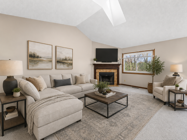 995 Heritage Court E #303, Saint Paul, MN 55127