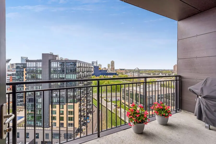 1240 S 2nd Street #1118, Minneapolis, MN 55415 - #2