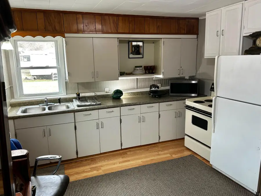 726 E 2nd Street, Pillager, MN 56473 - #2