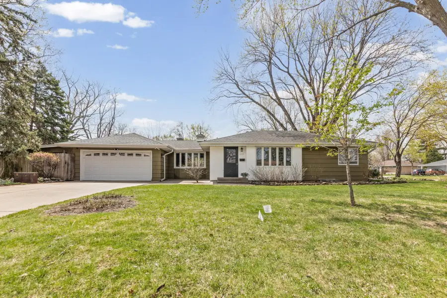 1015 W 80 1/2 Street, Minneapolis, MN 55420 - #2