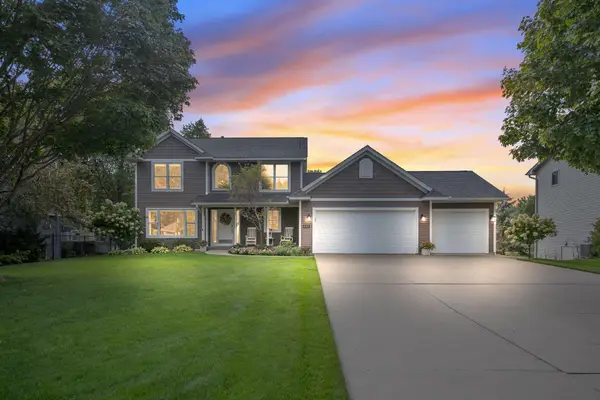 592 Vicki Lane, Shoreview, MN 55126