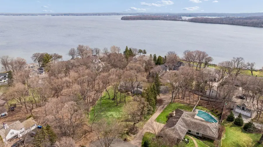 21XX Huntington Point Road E, Wayzata, MN 55391 - #3