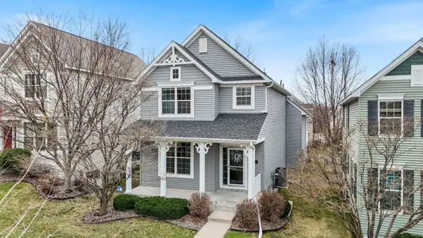 9892 Pincherry Lane, Eden Prairie, MN 55347