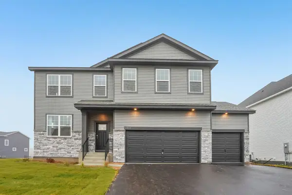 4776 Blake Court, Woodbury, MN 55129