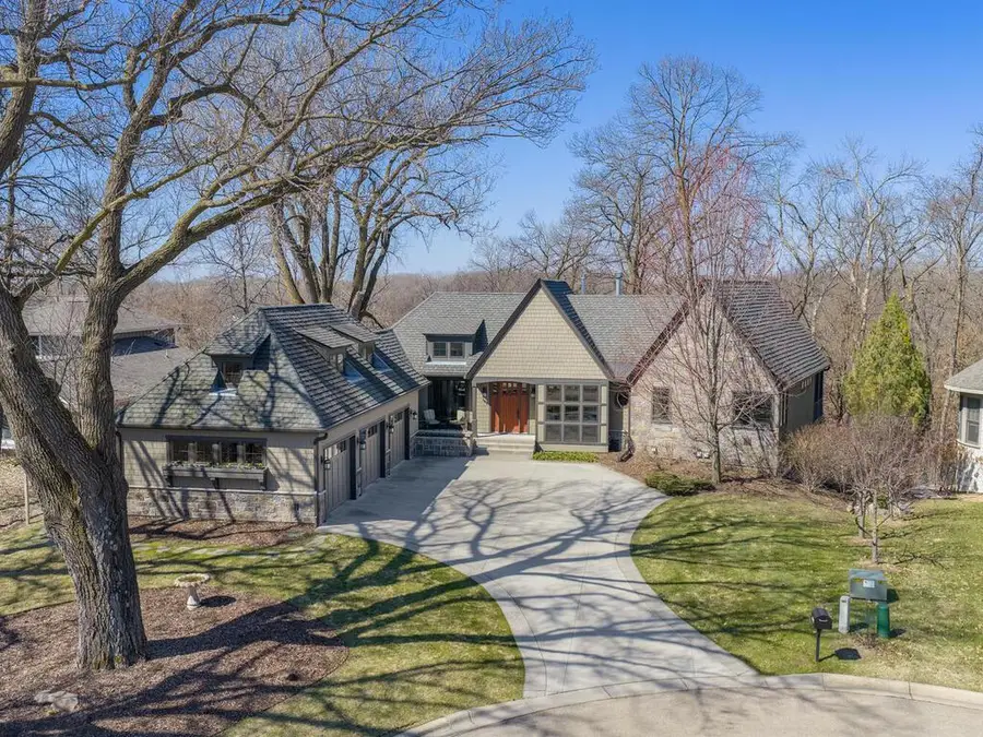 1912 Linner Woods Court, Wayzata, MN 55391 - #2