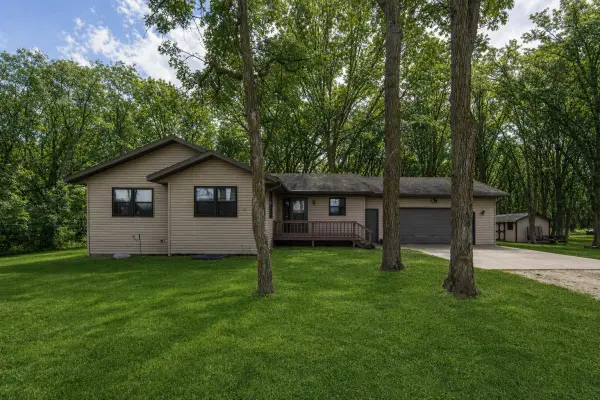 40142 244th Street, Battle Lake, MN 56515